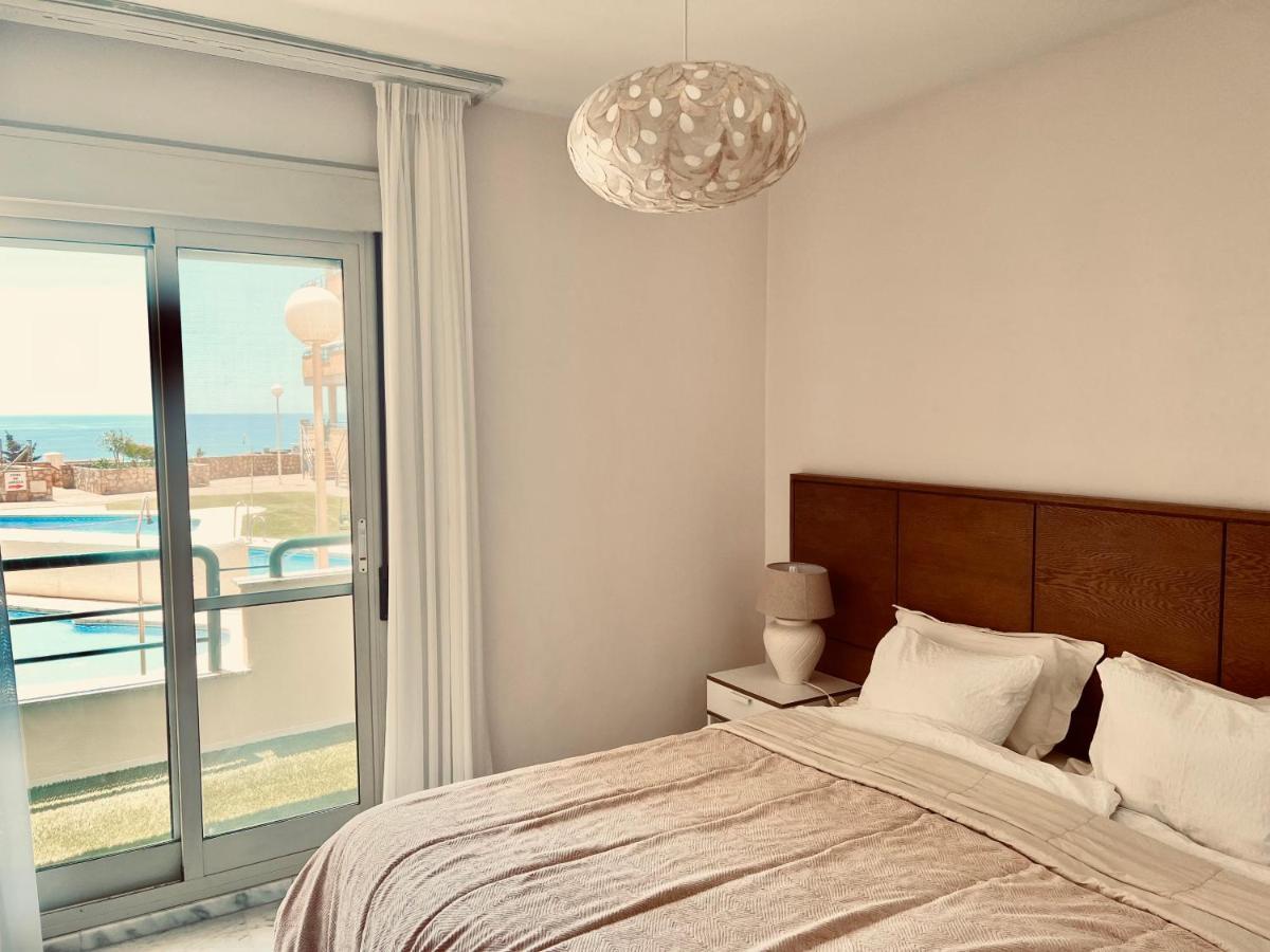 Apartment Sea Breeze - Apartamento Brisas Del Mar เบนัลมาเดนา ภายนอก รูปภาพ