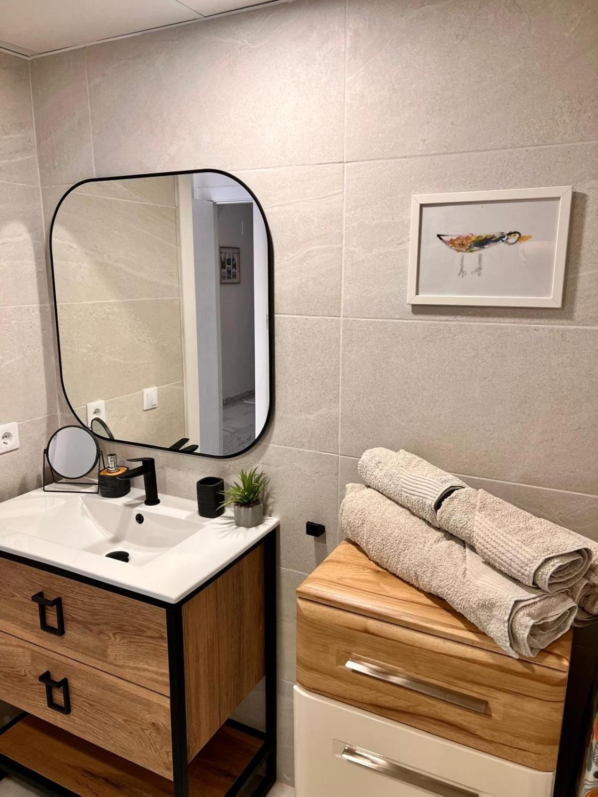 Apartment Sea Breeze - Apartamento Brisas Del Mar เบนัลมาเดนา ภายนอก รูปภาพ